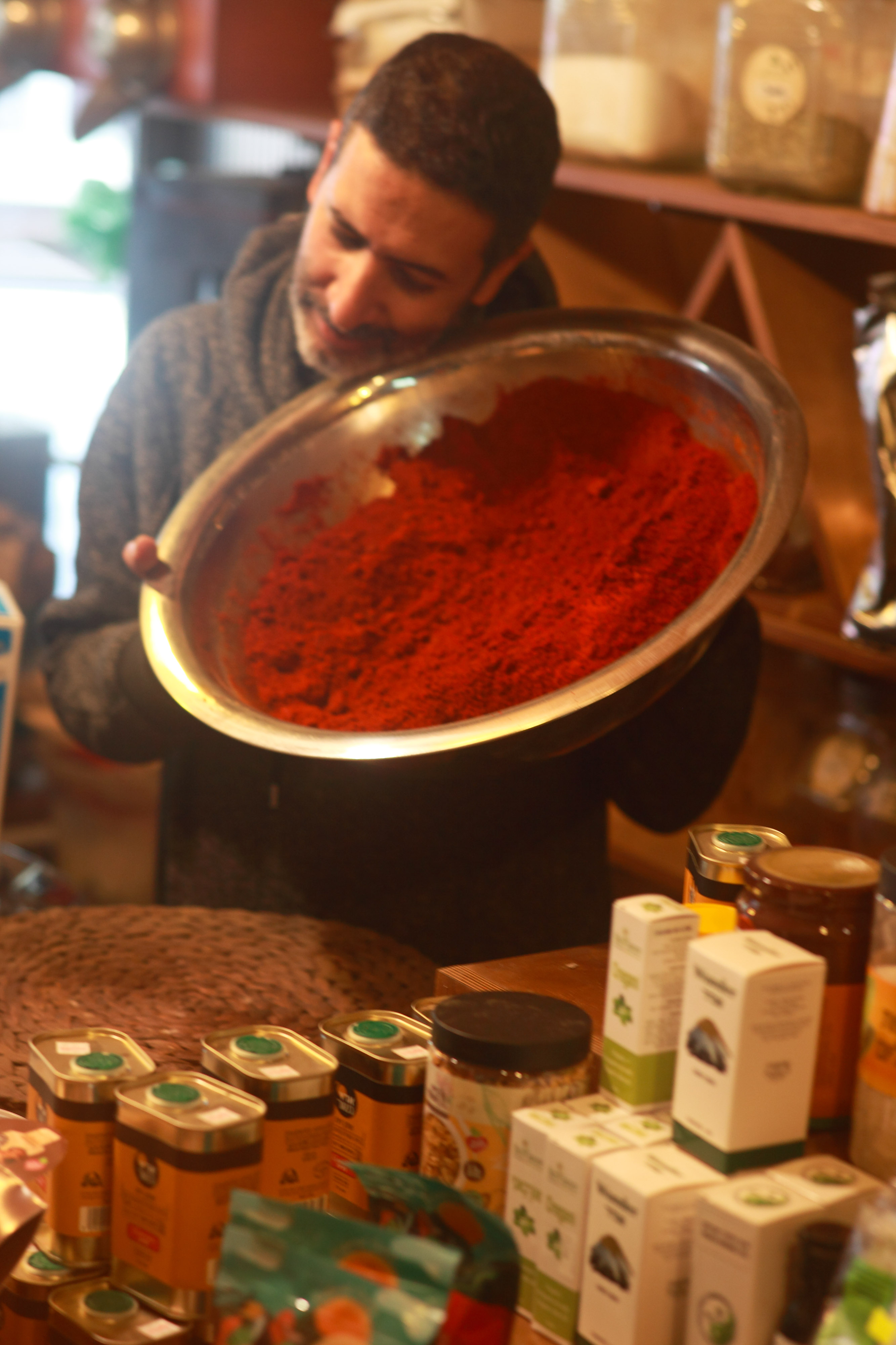 Raviv: The Wonderful Wizard of Spices